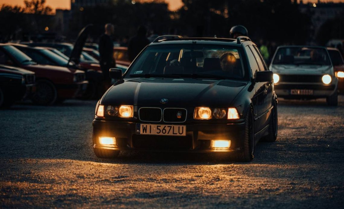 zabezpieczenie tablic rejestracyjnych kradziez