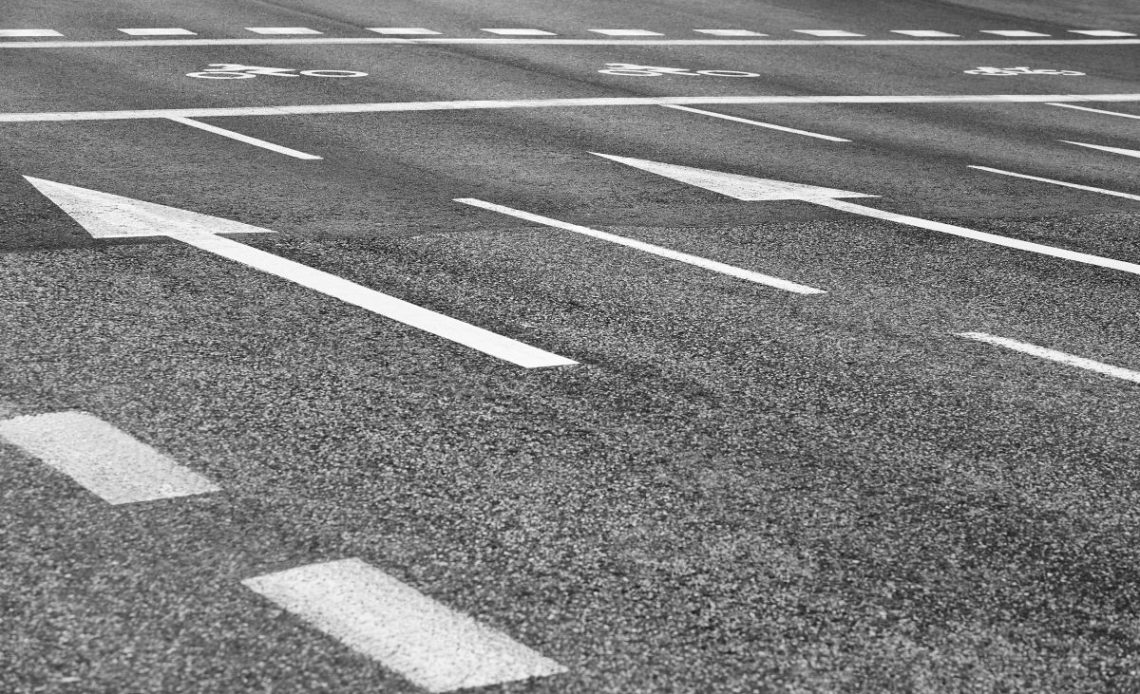 Zawracanie na skrzyżowaniu