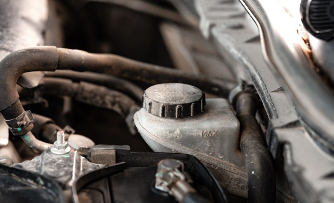 Czarny płyn hamulcowy