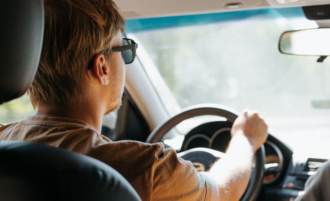 Wibracje przy jeździe pod górę