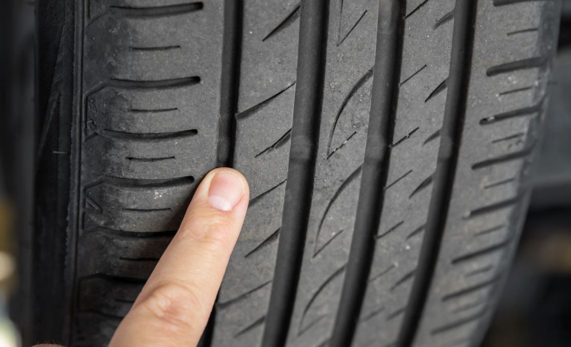 Głębokość bieżnika