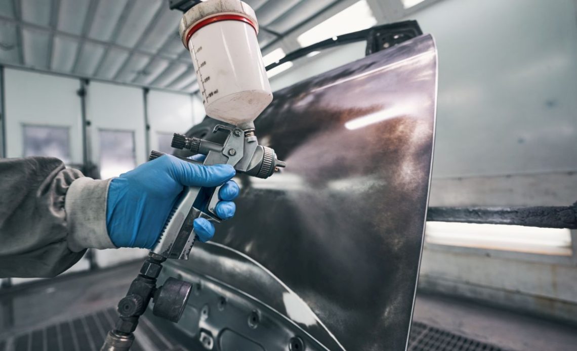 Lakierowanie samochodu